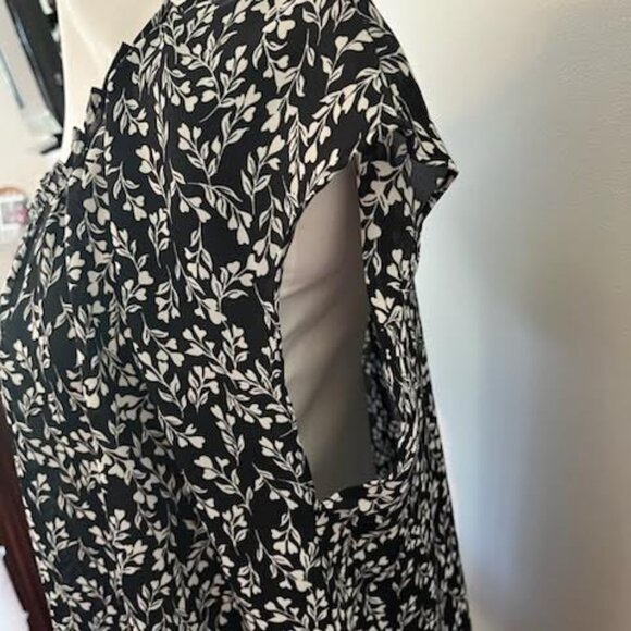 Lauren Conrad Blouse Plus Size Women's 2XL XXL Floral Flowy Casual Lightweight - Picture 4 of 7